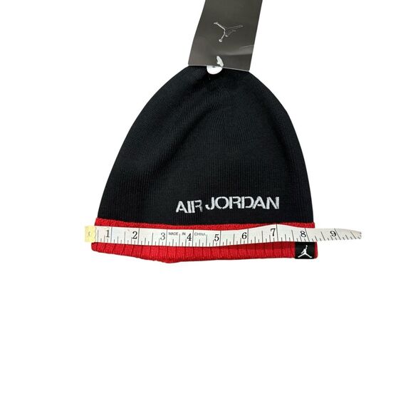 Air Jordan Unisex Beanie Black/Red NWT - Picture 4 of 6